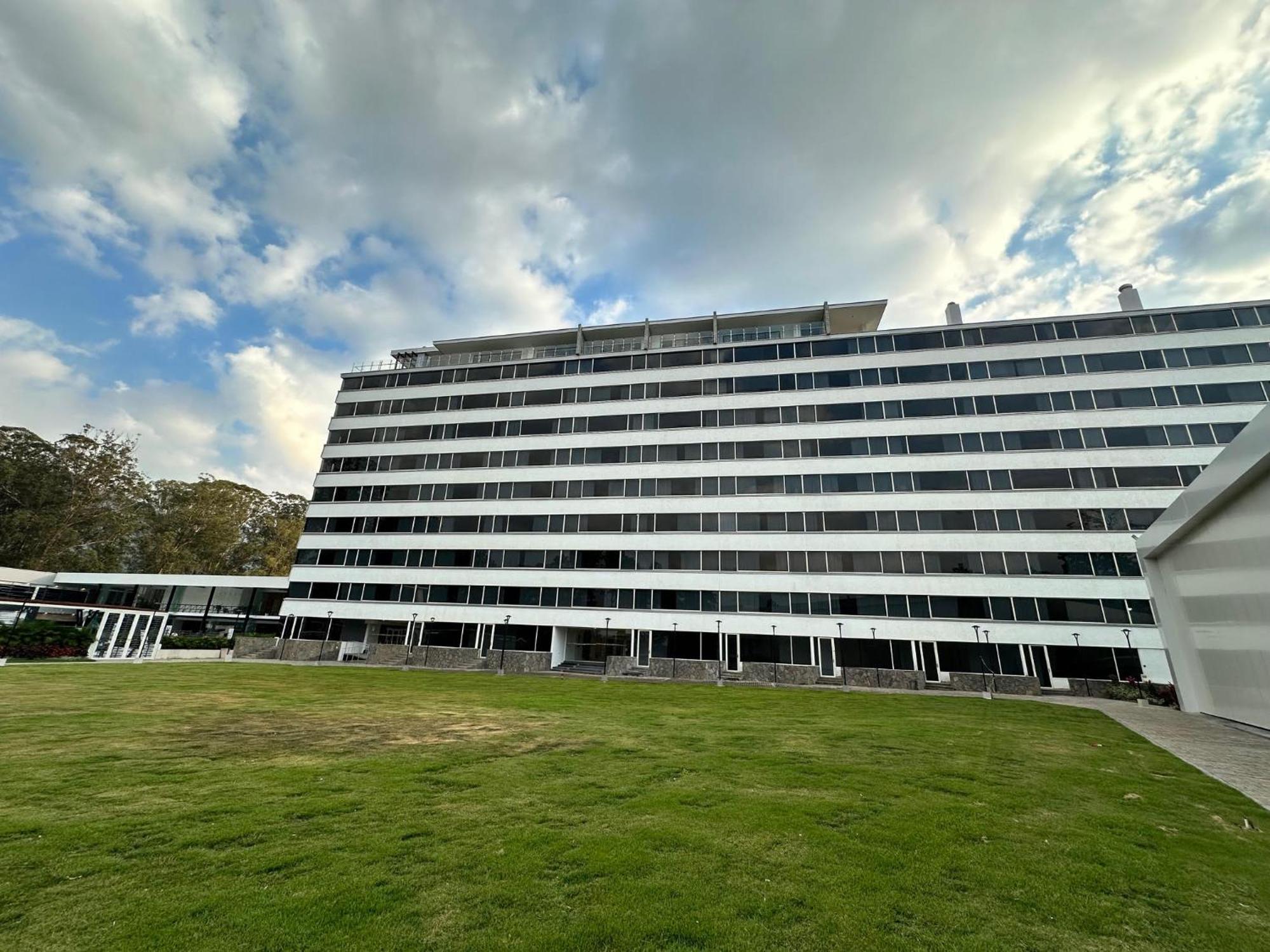 Eurobuilding Tama San Cristobal Hotel Exterior foto